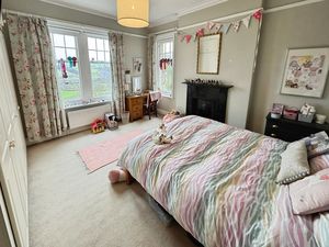 Photo 5- click for photo gallery